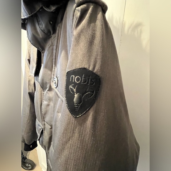 Nobis Down Coat (short) - Picture 9 of 14